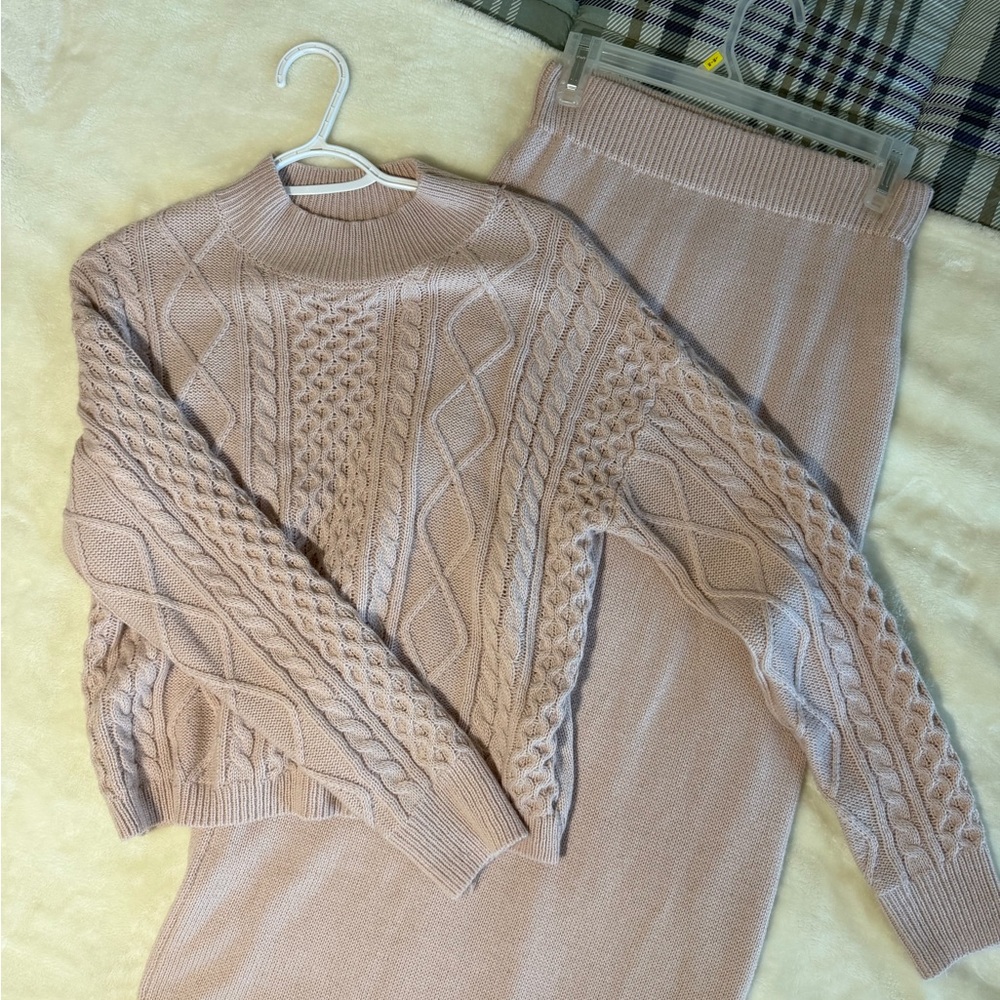 Women's Cable Knit Sweater & Skirt set - Light pink